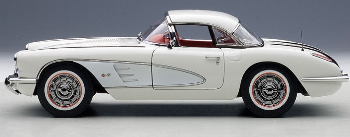 AutoArt 1/18 CHEV Corvette 1958 Snowcrest White